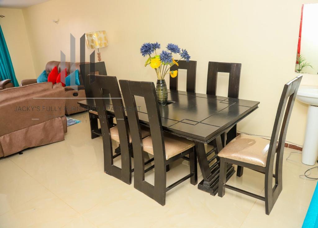 Jacky'S Milimani Suites Nakuru Luaran gambar